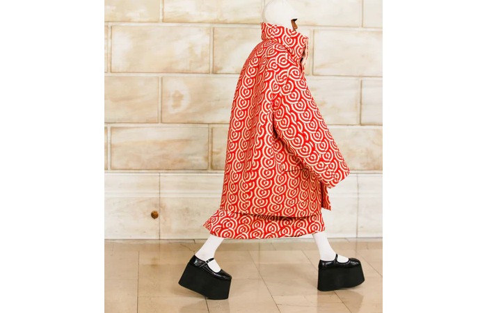 Platform shoes
